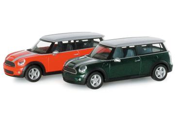 Mini Cooper S Clubman, dunkelgrün-metallic, Dach silber