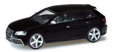 Audi RS3 Sportback, mattschwarz