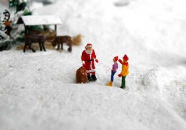 Nikolaus mit 2 Kindern