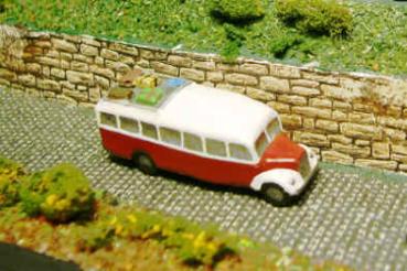 Opel Bus mit Gepäck
