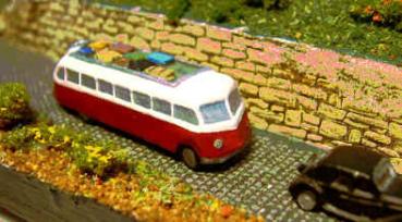 Opel Blitz Bus mit Gepäck