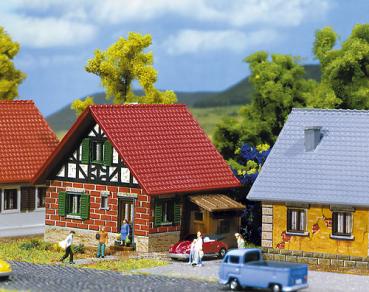 Siedlungshaus mit Klinker und Fachwerk