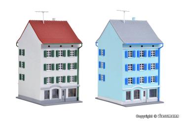 2 Stadthäuser mit Ladengeschäften