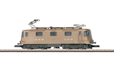 E-Lok Serie Re 4/4 II in Echtbronze
