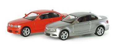 BMW 1er Coupé, silber-metallic
