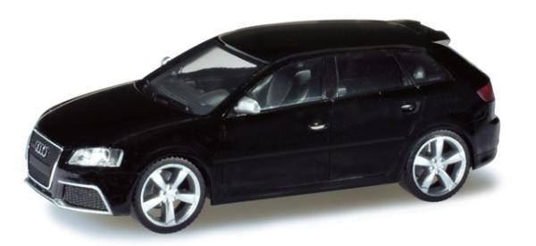 Audi RS3 Sportback, mattschwarz