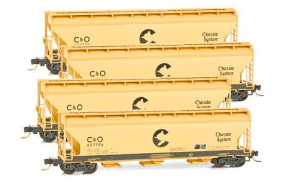 3-Bay ACF Centerflow covered Hopper - Chesapeake & Ohio