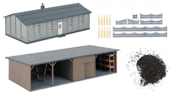 Baracke mit Kohleschuppen