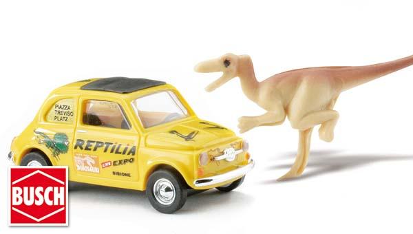 Fiat 500 "Reptilia" mit Dinosaurier